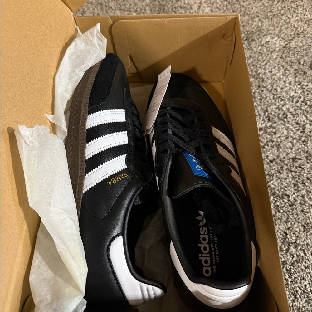 NEW NWB 9.5 adidas Samba Black and White Women's Sneakers shoes - Picture 5 of 9
